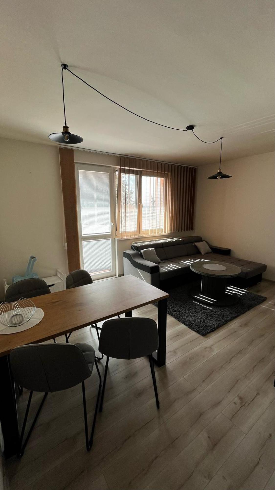 Apartman Bss Trenčín Kültér fotó