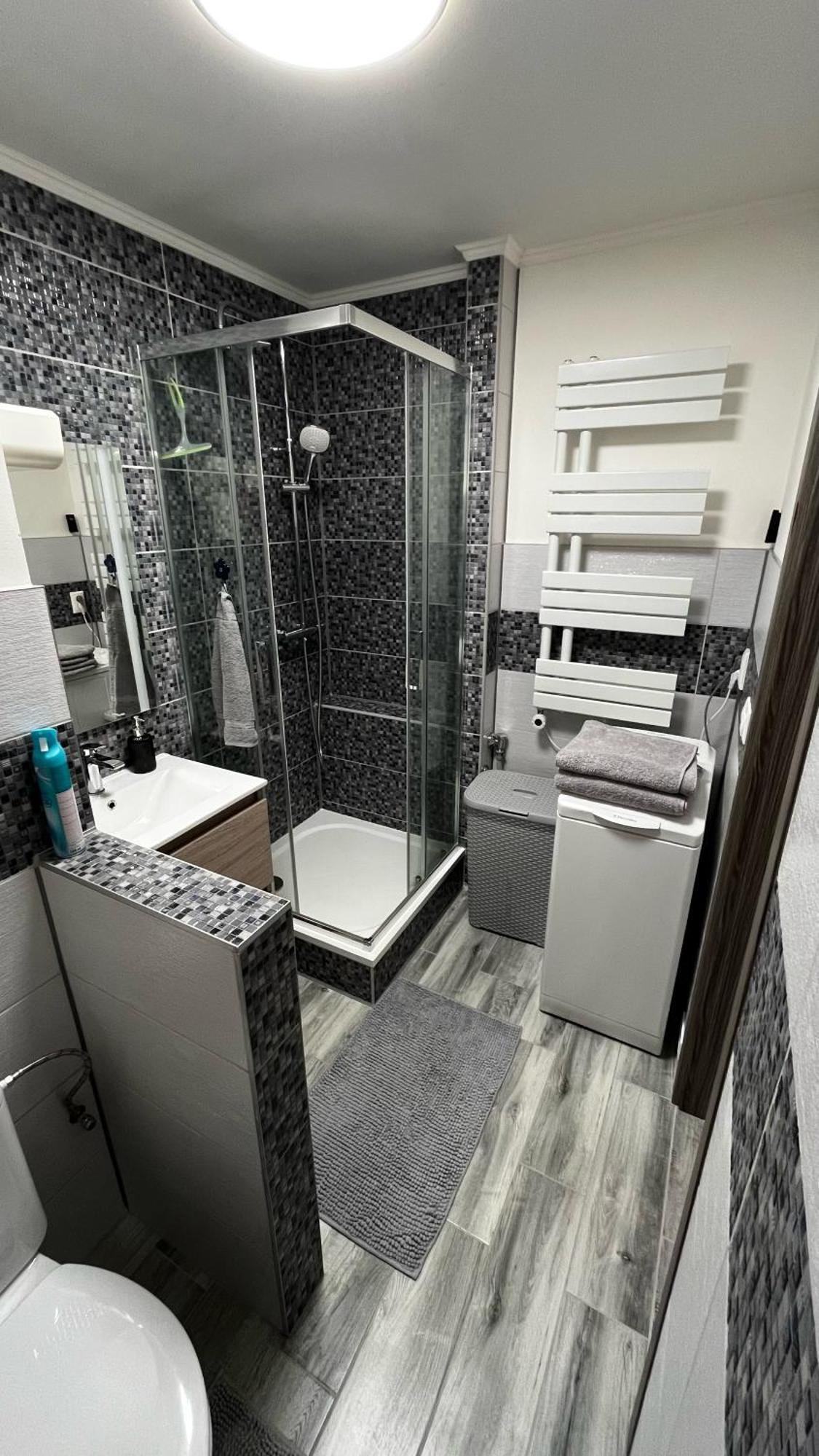 Apartman Bss Trenčín Kültér fotó